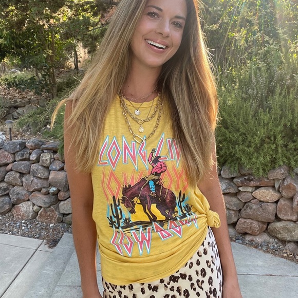 Long Live Cowboy Graphic Tee - Picture 4 of 4